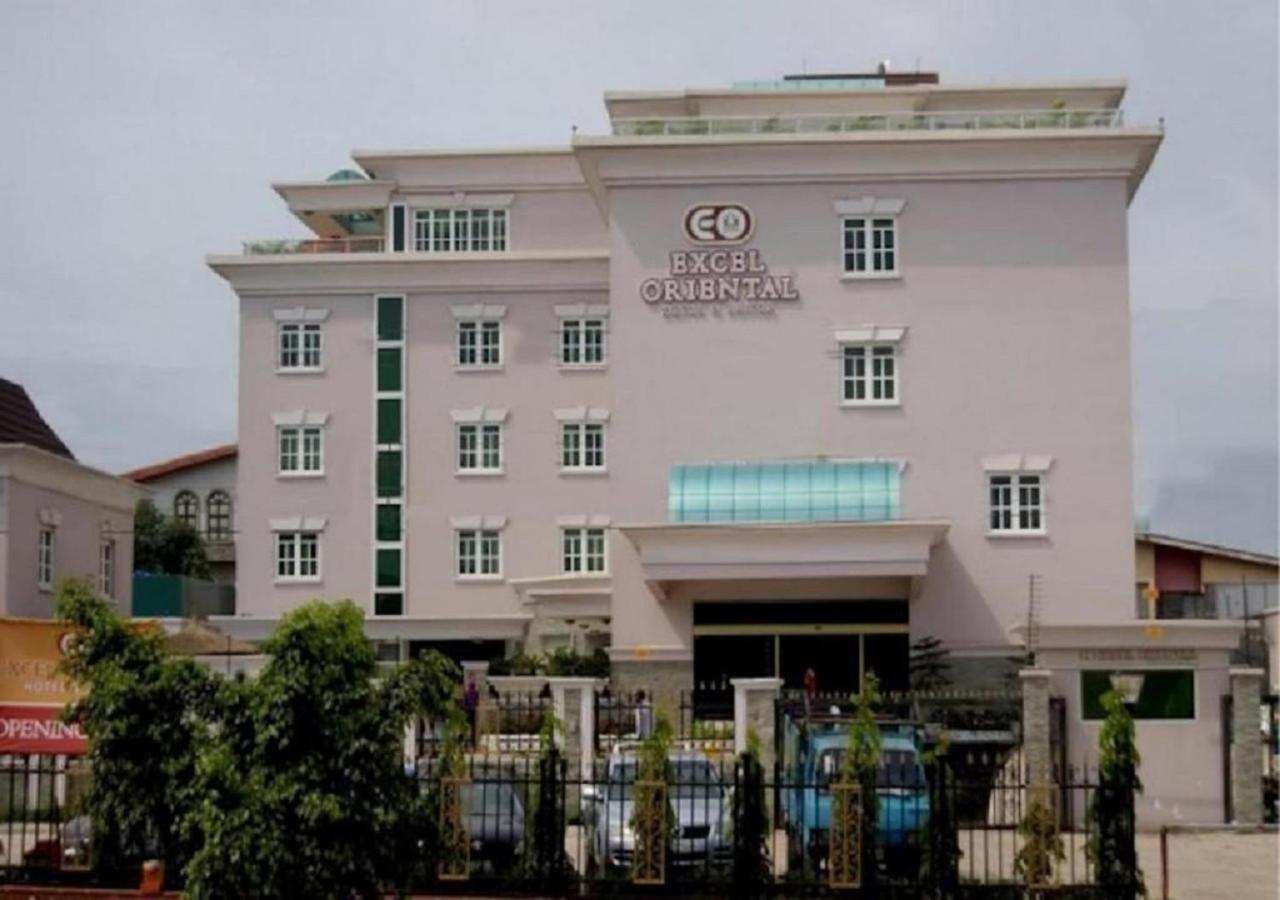 Exel Oriental Hotel & Suites Lagos Esterno foto