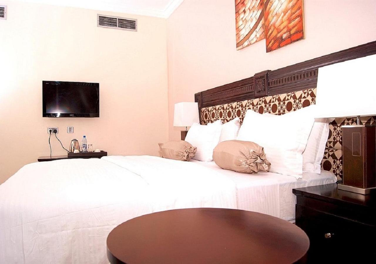 Exel Oriental Hotel & Suites Lagos Esterno foto